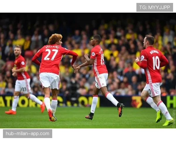 流血离场判罚规则详解：何时必须临时换人影响比赛节奏？